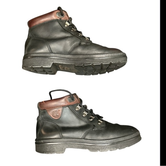 Women's Black Timberland Leather Boots, Size 7.5M.‎ Preowned in good condition. - Picture 4 of 8